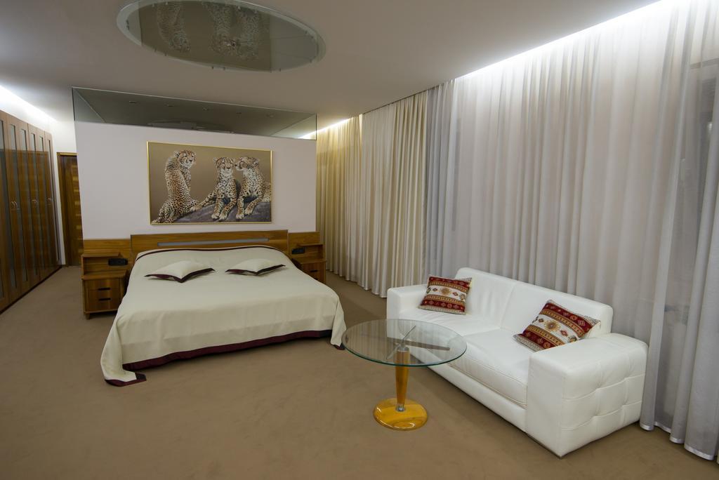 Hotel By Gastroid Ilidža Zewnętrze zdjęcie