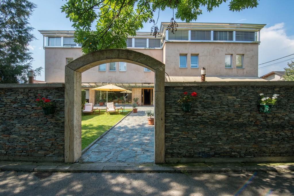 Hotel By Gastroid Ilidža Zewnętrze zdjęcie