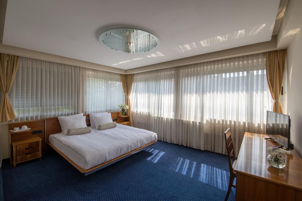 Hotel By Gastroid Ilidža Zewnętrze zdjęcie
